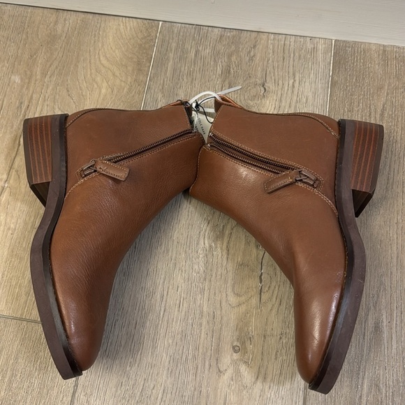 NEW! Cole Haan Sequoia Leather River Chelsea Bootie Boot - Size 5 - Picture 13 of 14